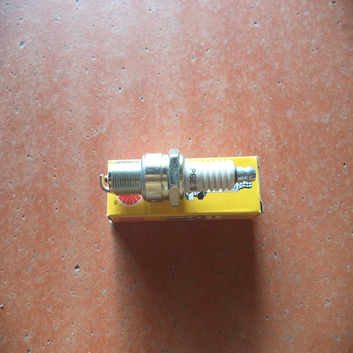 Bugi NGK BP6ES - Bugi xe hai thì chân dài - dùng cho xe máy - máy phát điện máy cưa máy phát cỏ