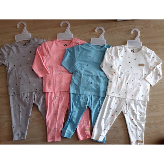 BỘ DÀI TAY CÚC VAI UALA ROGO