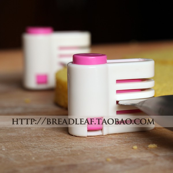 Dụng cụ Hỗ Trợ Cắt Bánh và chia tầng bánh Breadleaf