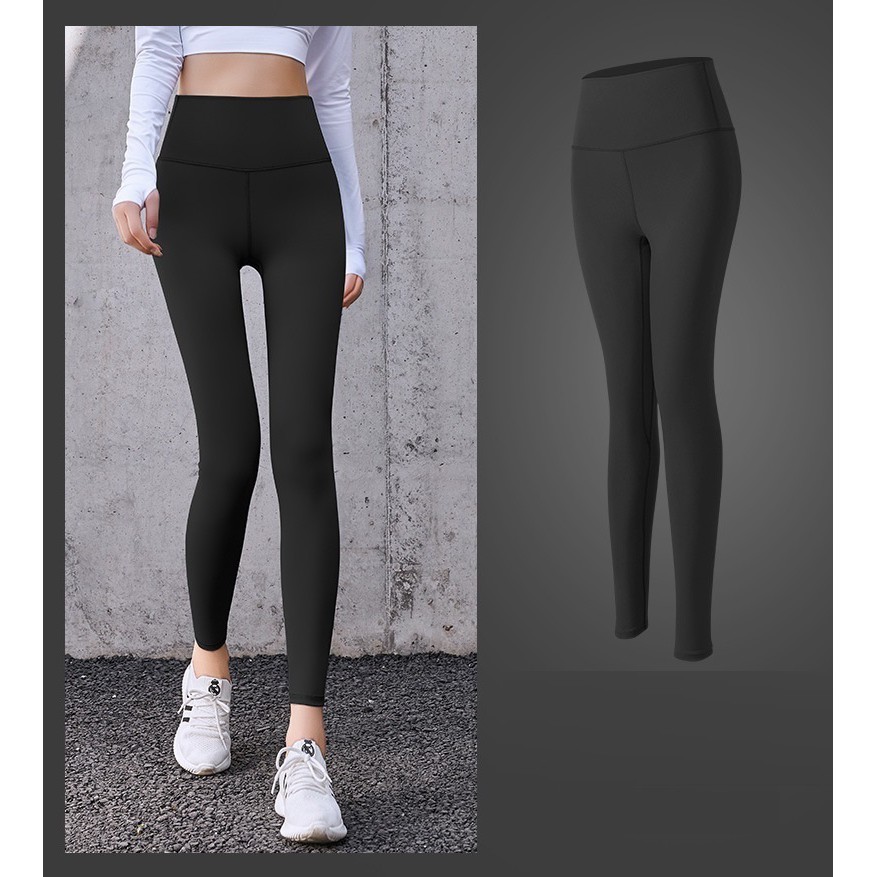 Bộ đồ tập gym nữ 2 món, áo croptop có mút đệm và quần ôm body, tôn dáng