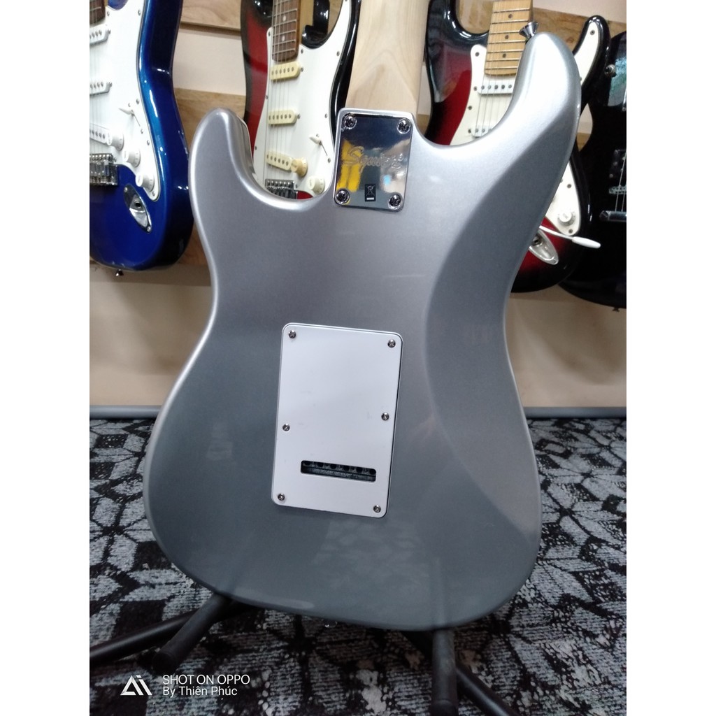 Guitar điện Squier Stratocaster