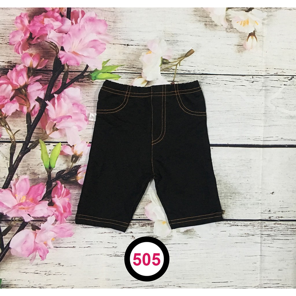 Quần lửng jeans đen