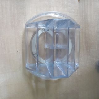 Hộp cắm bút xoay Xukiva