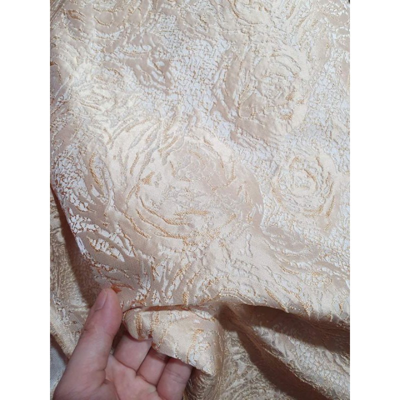 Vải gấm vân hoa