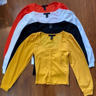 Áo cổ vuông nút cài