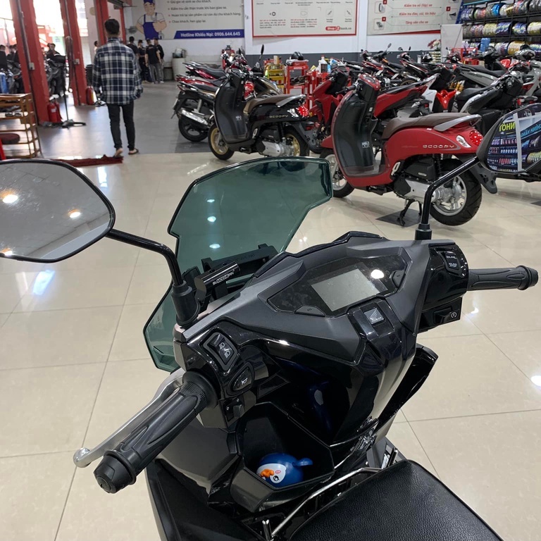 Kính chắn gió cho AB 2020 - 2021 . Chính Hãng ZHI.PAT