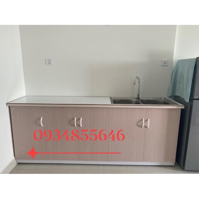 Tủ bếp nhựa đài loan có bồn vân gỗ mặt bếp dán gạch 2m04x80(TPHCM) | BigBuy360 - bigbuy360.vn