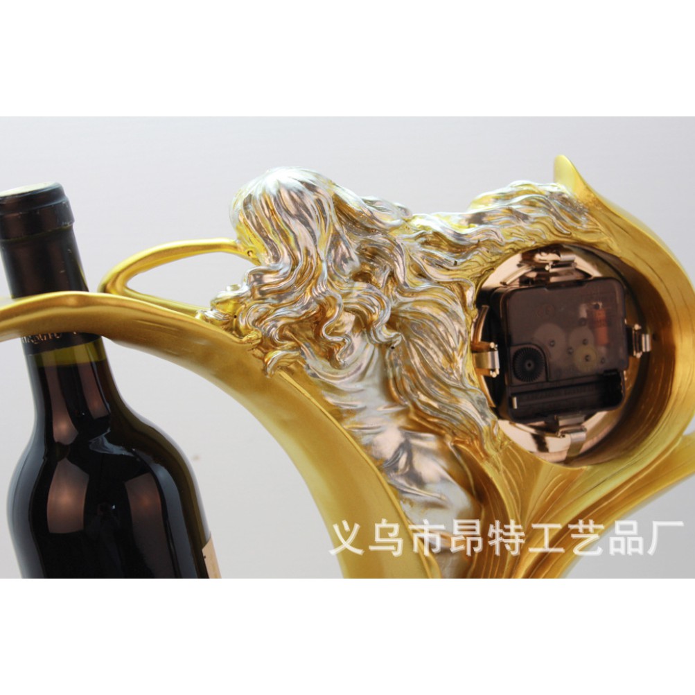 tượng để rượu mạ vàng. decor trang trí kệ tủ.