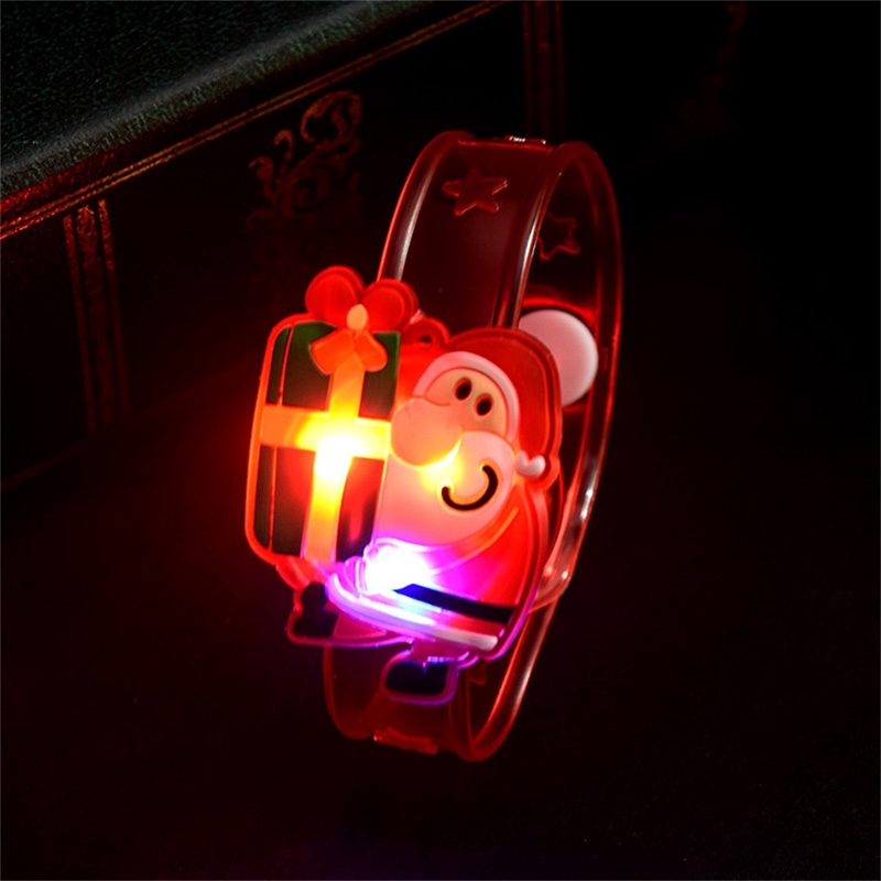 Vòng Đeo Tay Hình Ông Già Noel Có Đèn Led Xinh Xắn Cho Bé