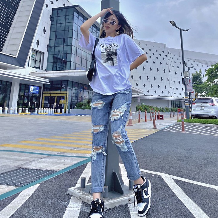 [Mã BMBAU50 giảm 50K đơn 150K] Quần Jean Nữ Ruxy Rách Gối Cạp Cao Dáng Baggy Xanh