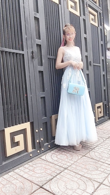 Đàm dạ hội eo 72-74