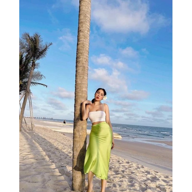 Chân váy midi đủ màu ống loe