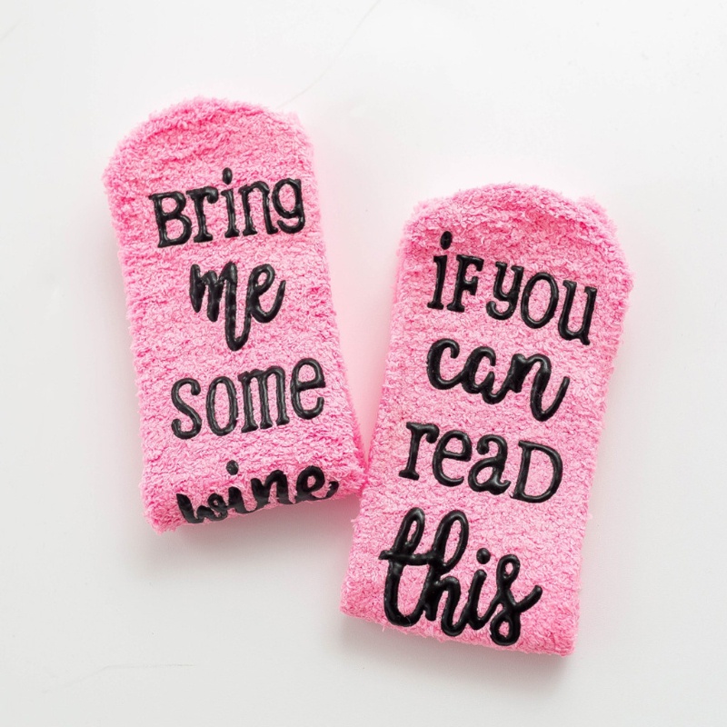 Whi Vớ Nhung Lông Xù In Chữ If You Can Read This Wine Hofy Cupcake Quà Tặng Cho Bạn Gái