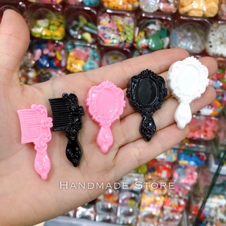 Charm gương lược