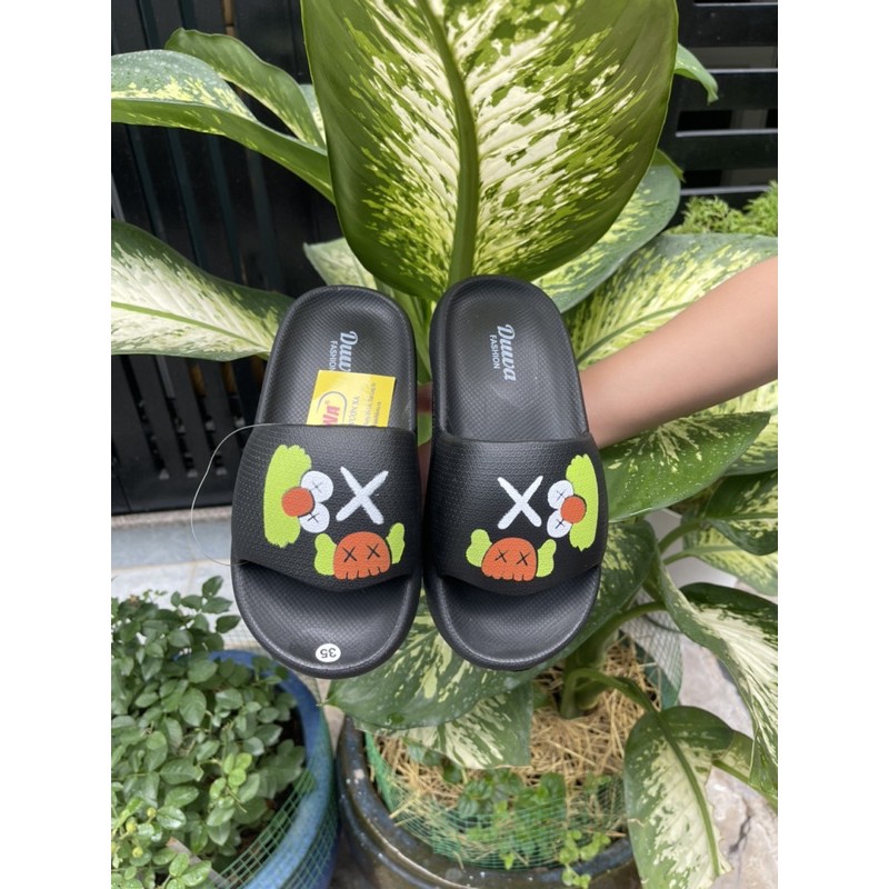 DÉP BÁNH MÌ THÔNG HƠI QUAI NGANG HOẠT HÌNH SIÊU NHẸ CAO 3CM ĐI MƯA