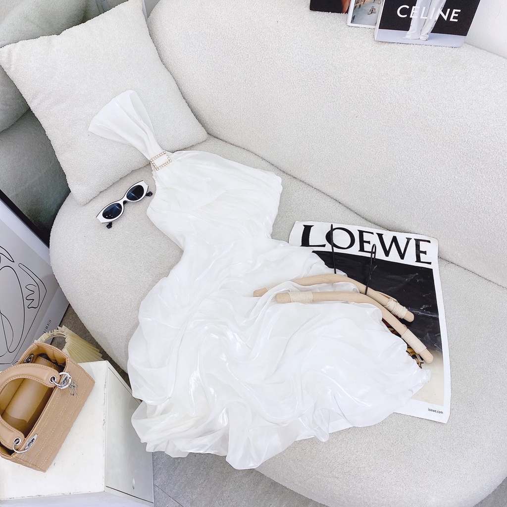 ĐẦM LỆCH NƠ VAI TƠ ÁNH NHŨ BÈO DÁNG BÍ