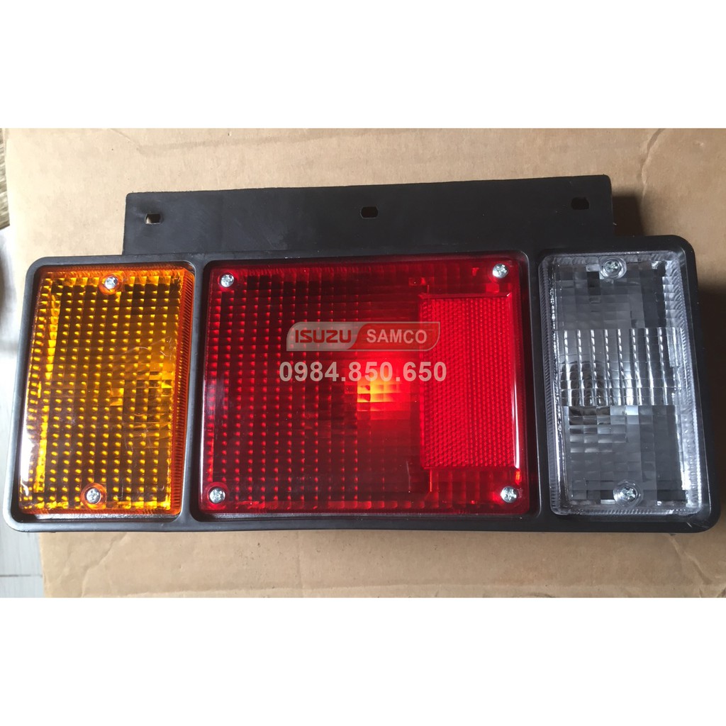 Đèn hậu  sử dụng cho Isuzu QKR, Isuzu NQR hàng DEPO rất chắc chắn và chất lượng
