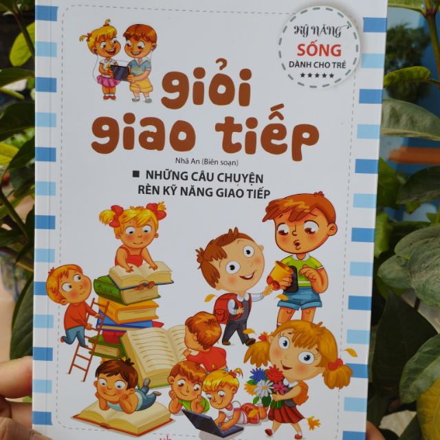 Thế giới sách và đồ chơi