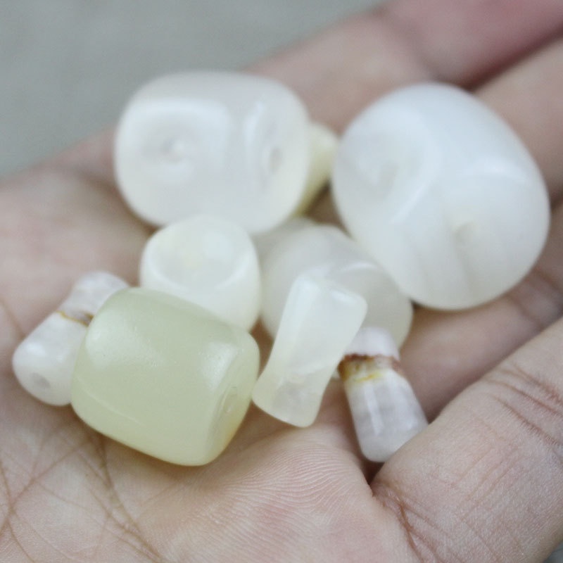 Hạt Đá Ngọc Bích Trắng Hình Đầu Phật Dùng Làm Vòng Tay/Vòng Tay Phong Cách Phật Giáo