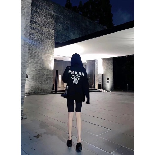 Áo khoác len lông thỏ mềm có mũ thương hiệu Prada cao cấp