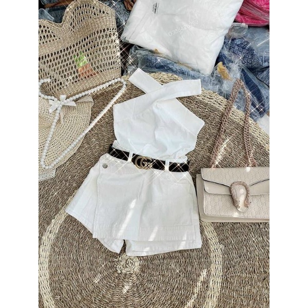 Áo 2 dây chữ X chéo cổ sang chảnh