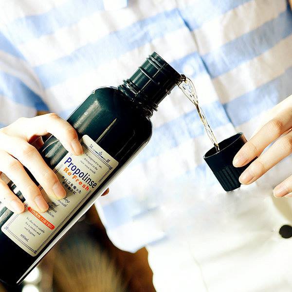NƯỚC SÚC MIỆNG PROPOLINSE DÙNG CHO NGƯỜI HÚT THUOC LÁ CHAI 600ML - HÀNG NHẬT NỘI ĐỊA