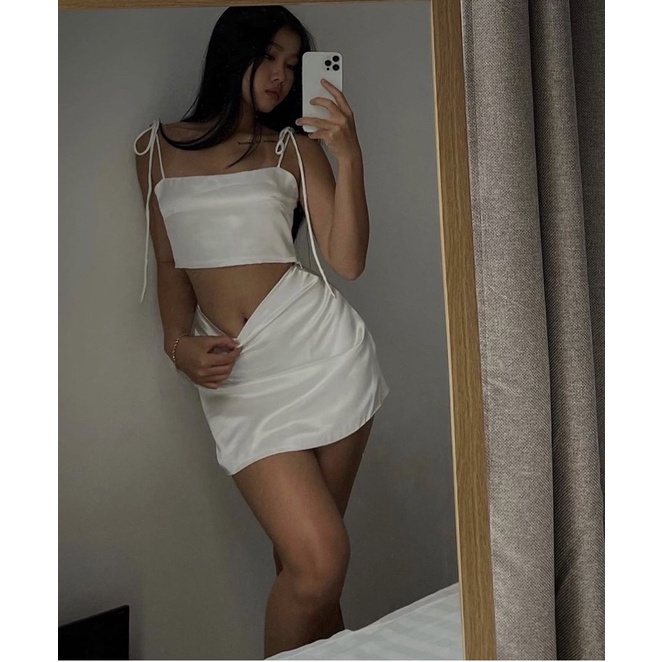 LUCASTA SET/ SET ĐỒ LỤA 2S CROPTOP KÈM CHÂN VÁY