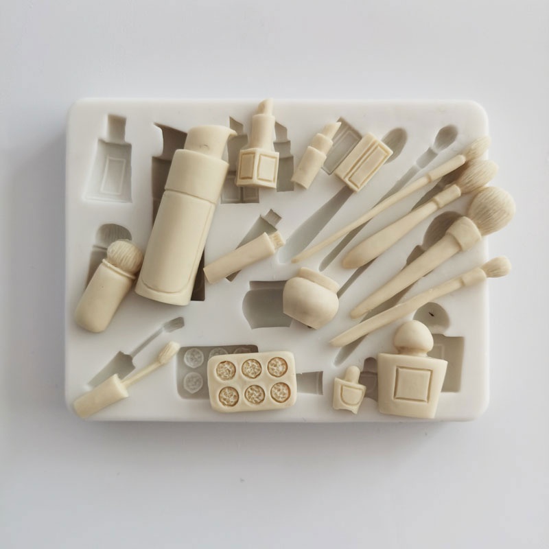 Khuôn Silicone Làm Bánh Hình Cọ Trang Điểm