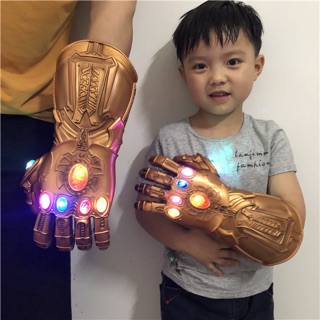 Bàn tay siêu nhân đồ chơi cho bé