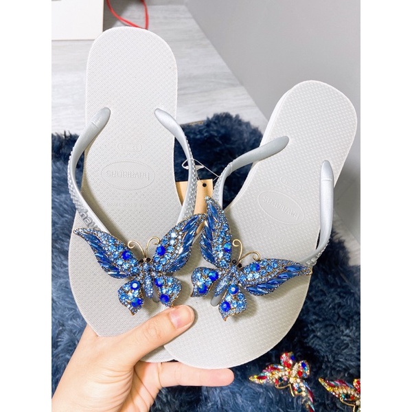 Dép Havaianas kèm charm