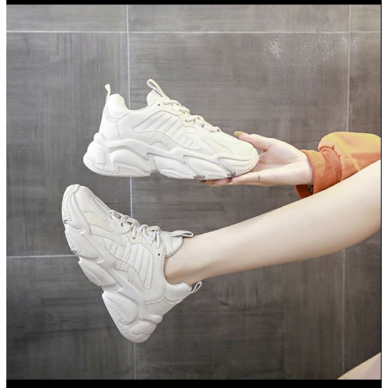 Giầy Thể Thao Nữ Họa tiết Lông Vũ Đế Mới 2021 | BigBuy360 - bigbuy360.vn