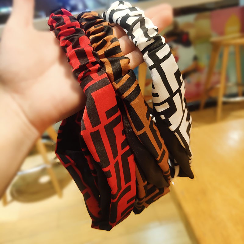 Cài tóc da lộn sang chảnh thời trang C71420