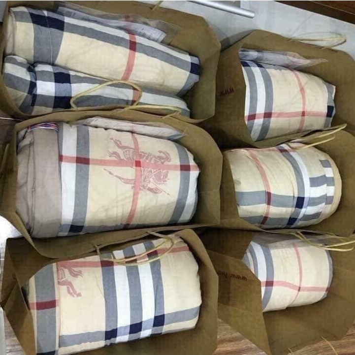 Chăn Đũi Kẻ Buberry Cotton 100%, Họa Tiết Sang Trọng, Mềm Mát