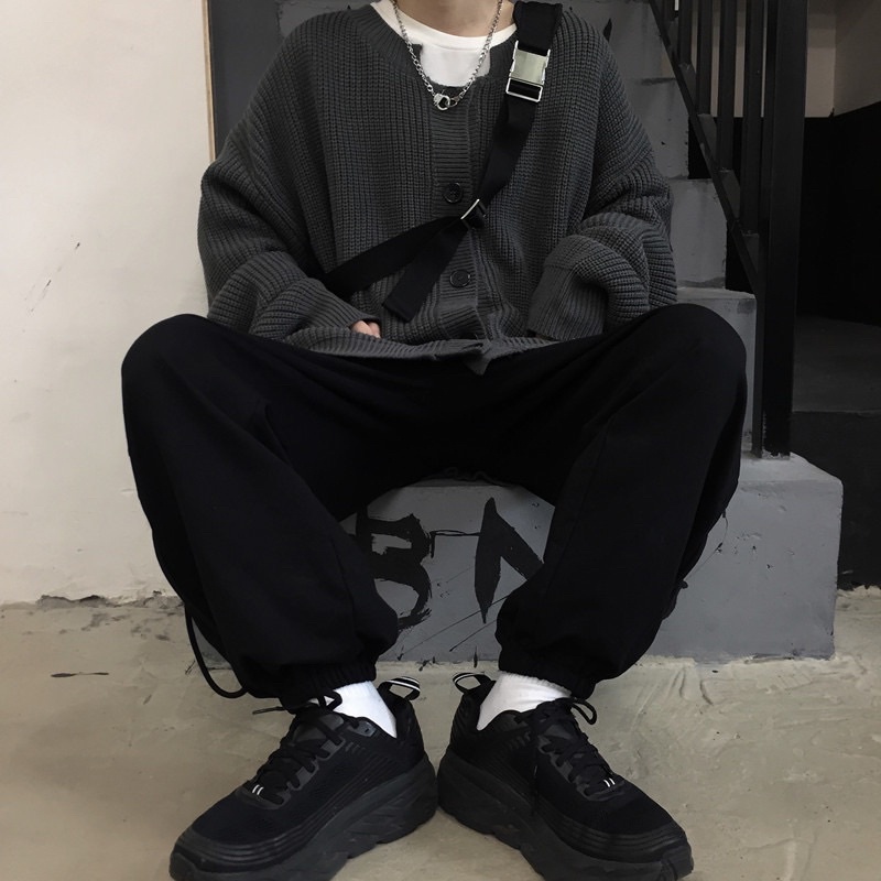 Áo khoác len cardigan dáng rộng màu đen và xám