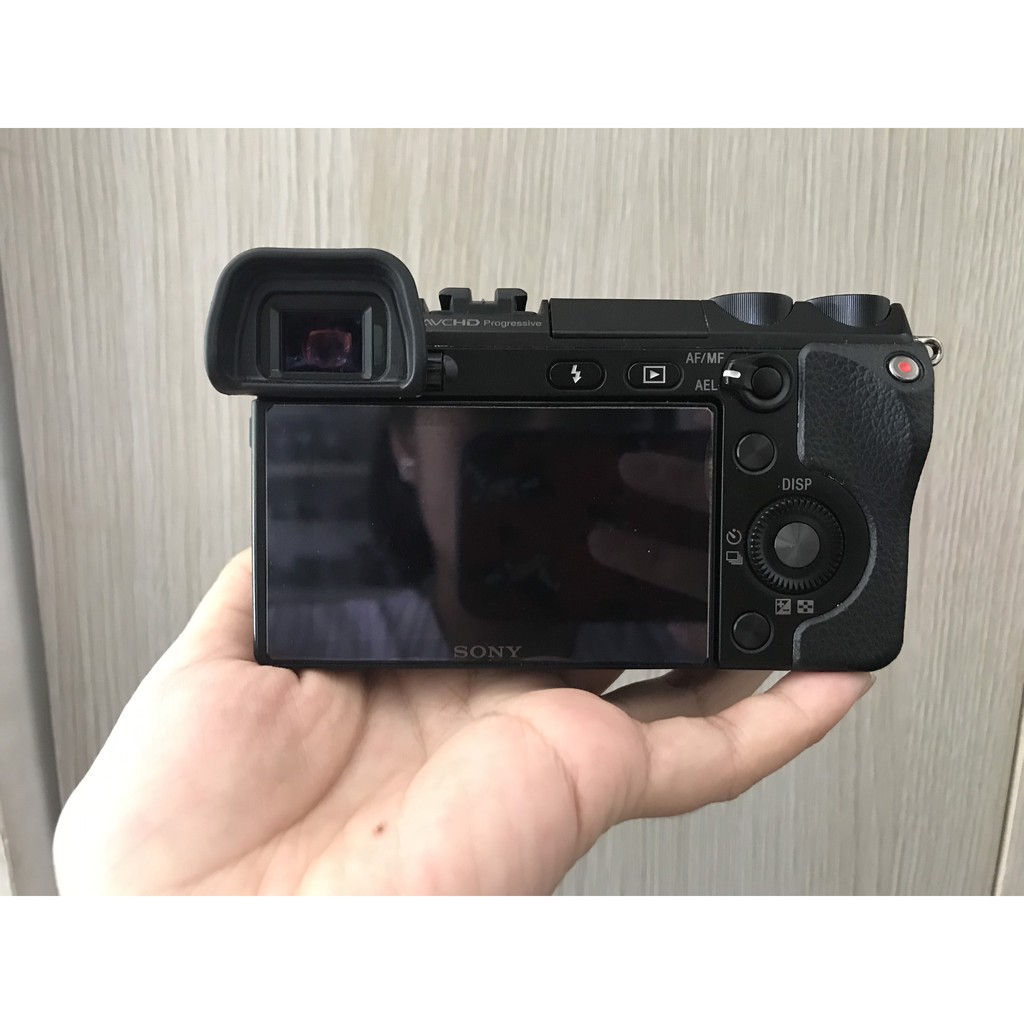 Máy ảnh Sony Alpha Nex 7 kèm lens 16-50mm F/3.5-5.6 OSS