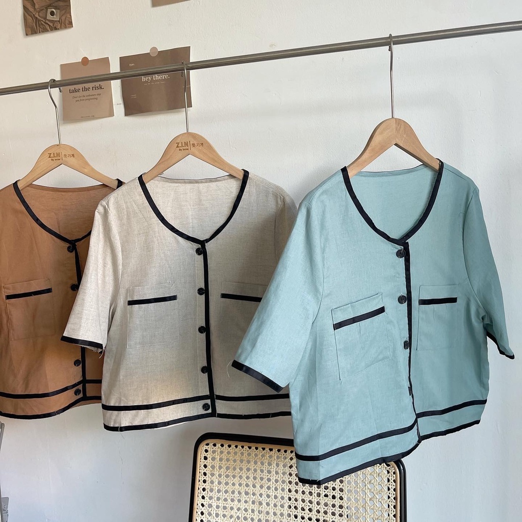 Áo Linen viền đen tay ngắn phong cách Hàn Quốc
