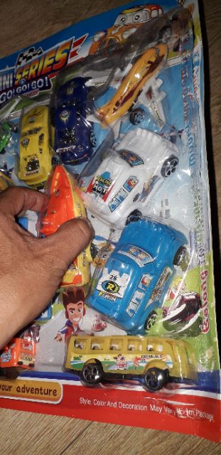 Set 12 mô hình xe tàu và máy bay bằng nhựa chạy chớn