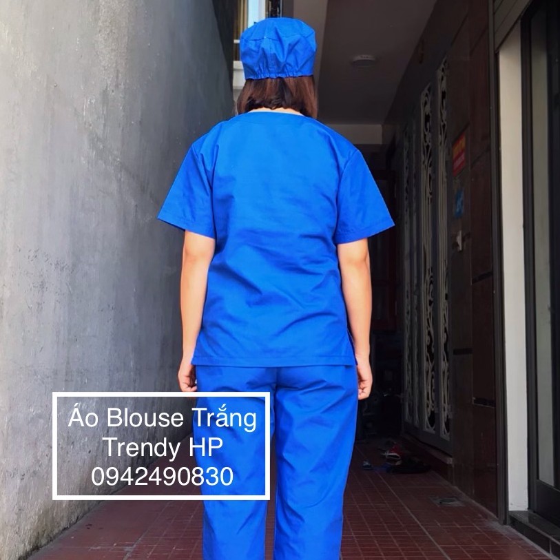 Bộ scrubs blouse kỹ thuật viên nữ cộc tay Xanh Cô Ban- bộ quần áo cổ tim đồng phục bện viện, thẩm mỹ viện, spa