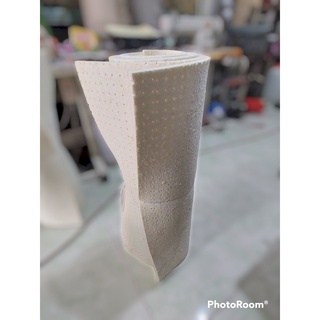 Mút lót bàn ủi có đục lỗ sẵn khổ 80x150cm