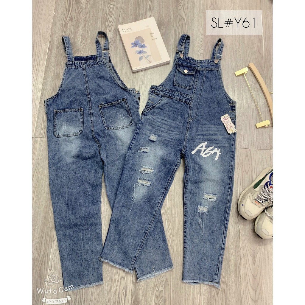 Quần yếm bò rách sơn chữ | BigBuy360 - bigbuy360.vn