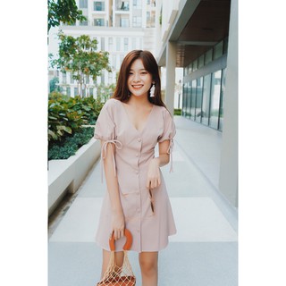 ĐẦM CỔ V TAY NGẮN THẮT NƠ