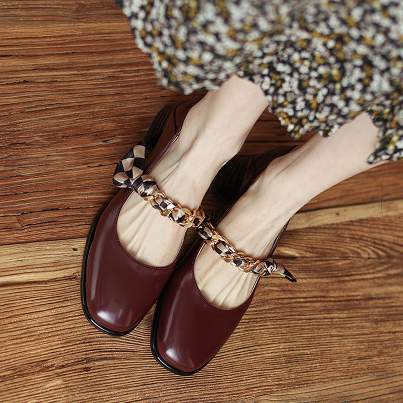 Giày cao gót IELGY mũi vuông phối dây xích thời trang cho nữ