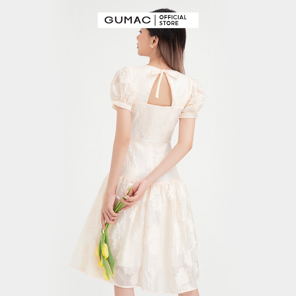 Đầm suông nữ cổ vuông GUMAC thiết kế váy nhún tùng màu kem đủ size DB4100 | BigBuy360 - bigbuy360.vn