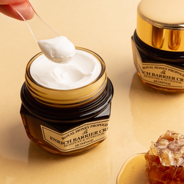 Kem dưỡng SKINFOOD Royal Honey Propolis Barrier Cream 63ml