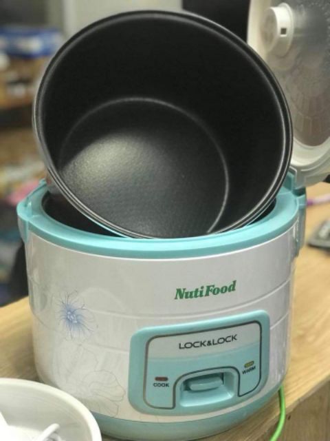 Nồi cơm điên cao cấp 1.8l lock&lock hàng quà tặng nutifood