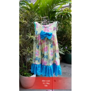 Đầm voan bé gái