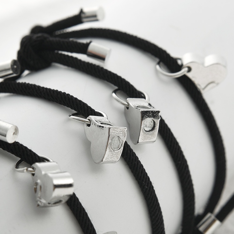 Set 4 Vòng Tay Bện Dây Gắn Mặt Hình Trái Tim Hít Nam Châm Cho Cặp Đôi