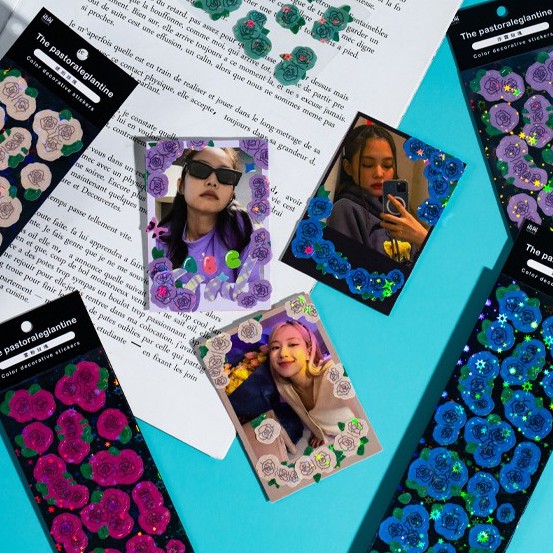 Set 2 tấm hình dán hoa hồng lấp lánh trang trí sổ lưu niệm