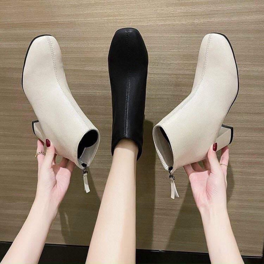 Giày Bốt Nữ Cổ Ngắn Chất Da Lì Khóa Chữ M Trong lót Lông Dày Dặn Gót Cao 5cm