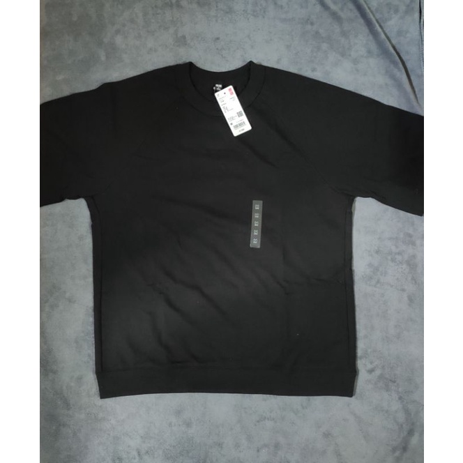 Áo Uniqlo Đen trơn